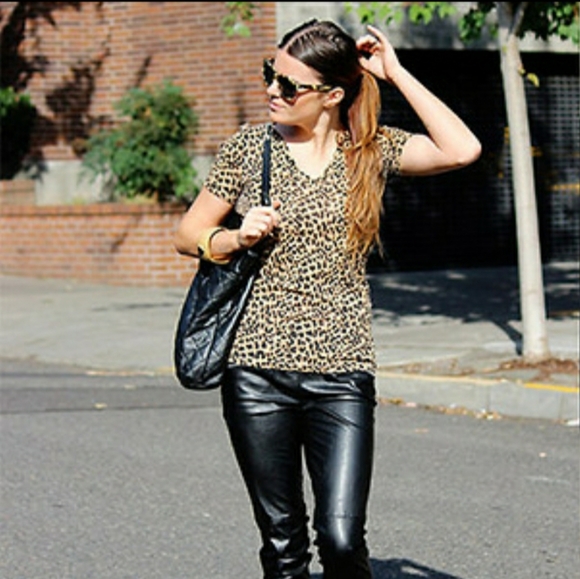 PINK Victoria's Secret Tops - B2G1 NWT Victoria's Secret Pink Leopard V-neck Tee